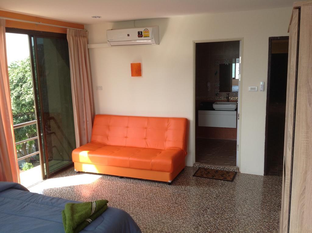 Sea Breeze Guest House Cha-Am Rum bild